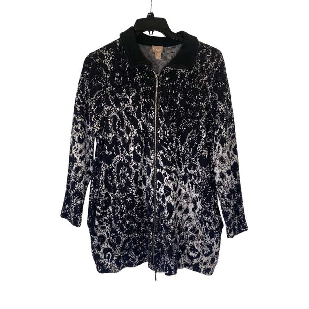 CHICO'S Women size 2 (USA 12-14) Animal Print gray black knit sweater jacket